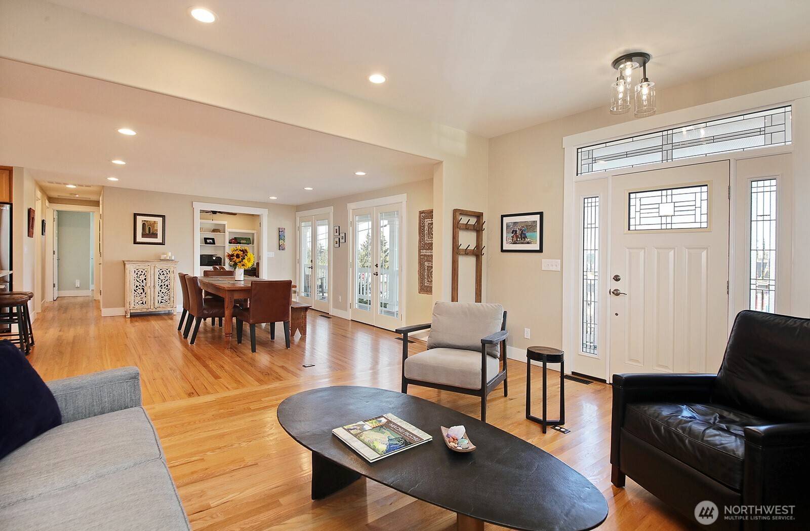 Coupeville, WA 98239,703 NE 6th ST