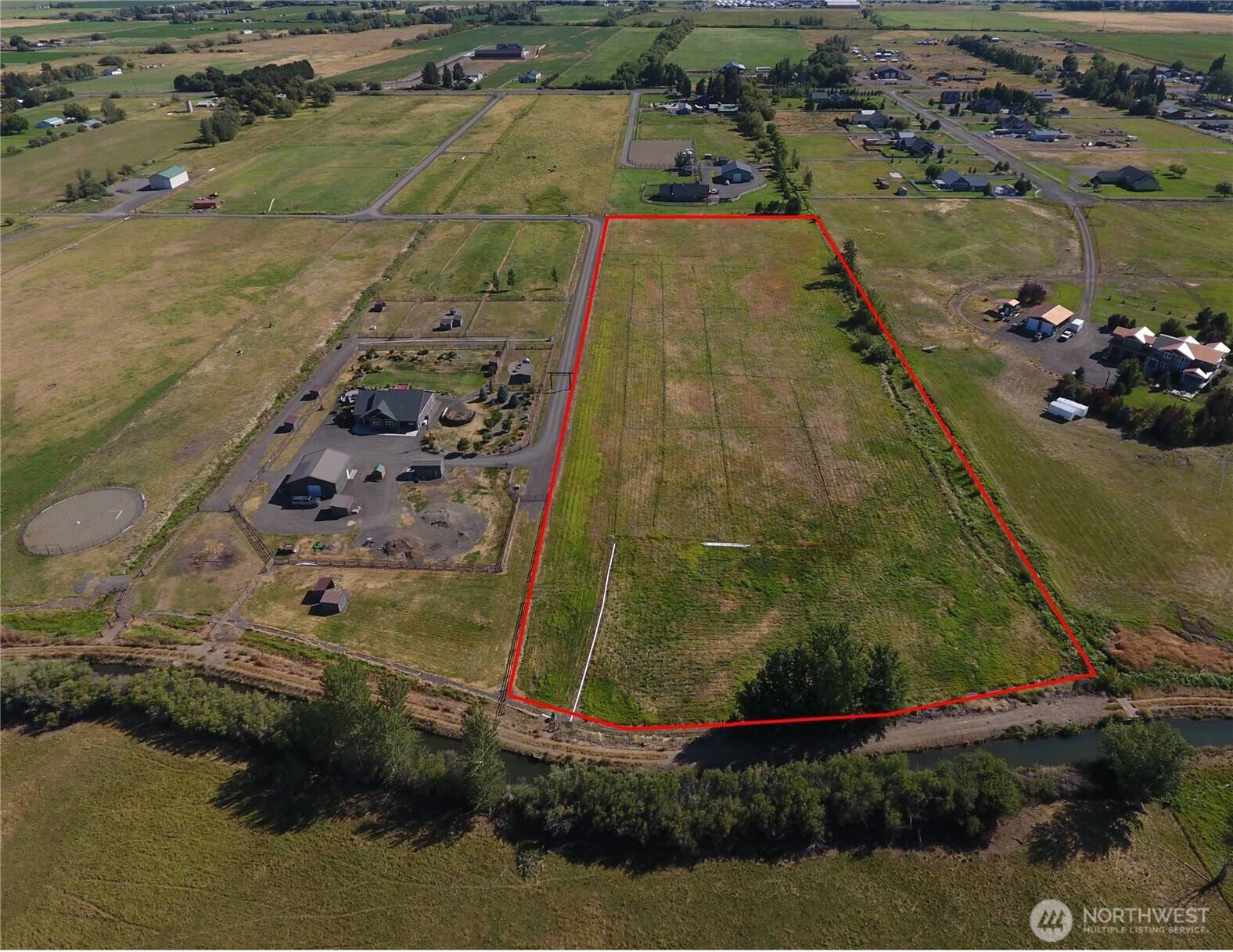 Ellensburg, WA 98926,4 XX Walker DR