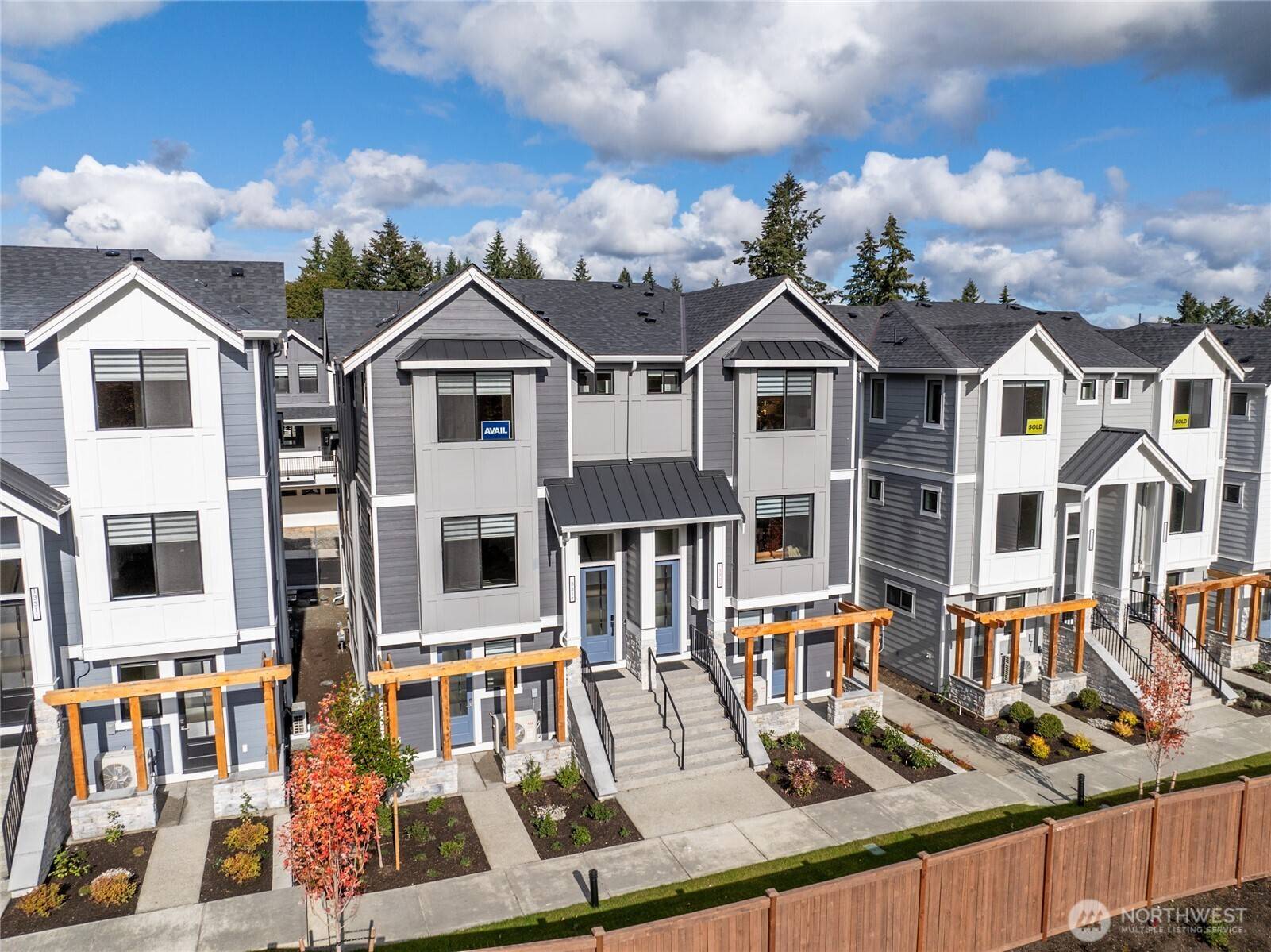 Woodinville, WA 98072,13242 NE 143rd CT #28