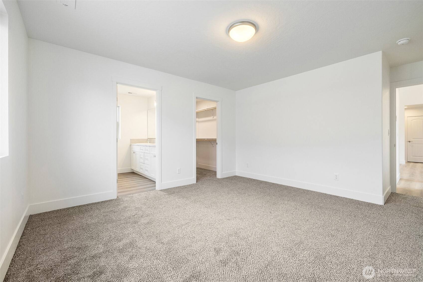 Moses Lake, WA 98837,221 Lessor LOOP