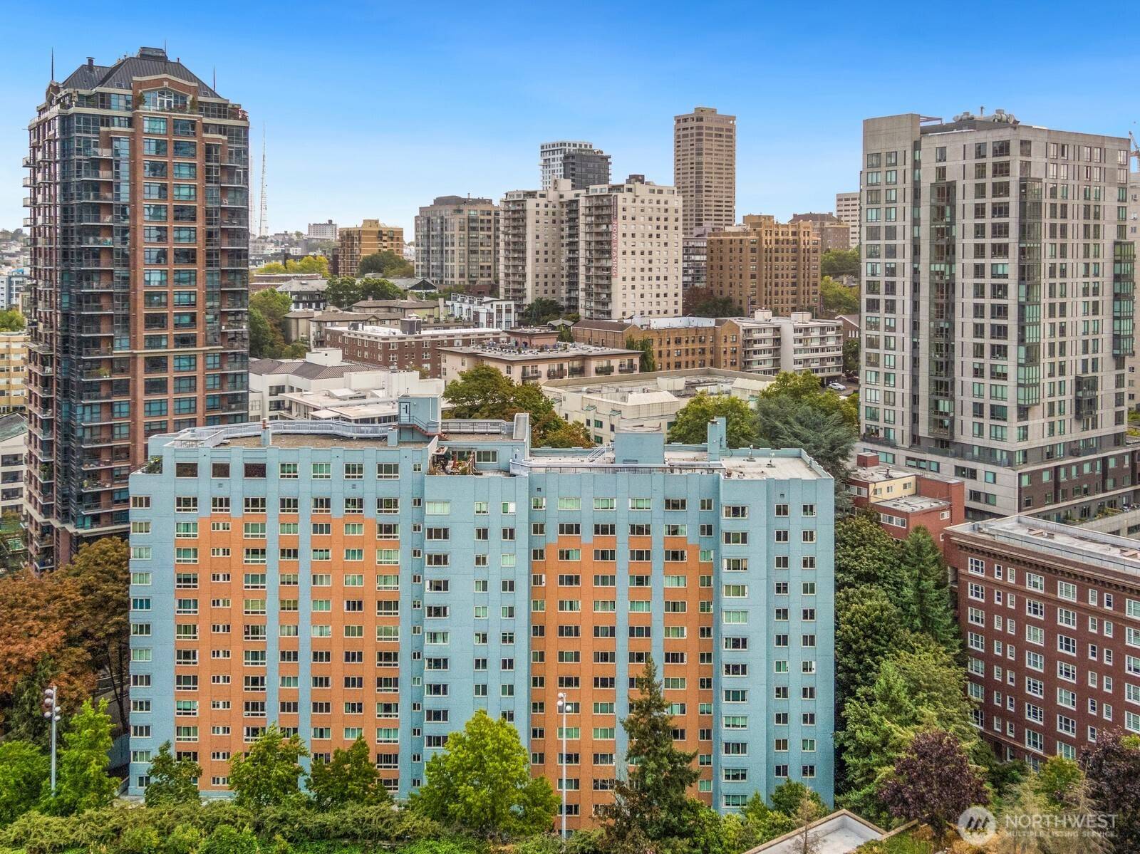 Seattle, WA 98101,1400 Hubbell PL #301