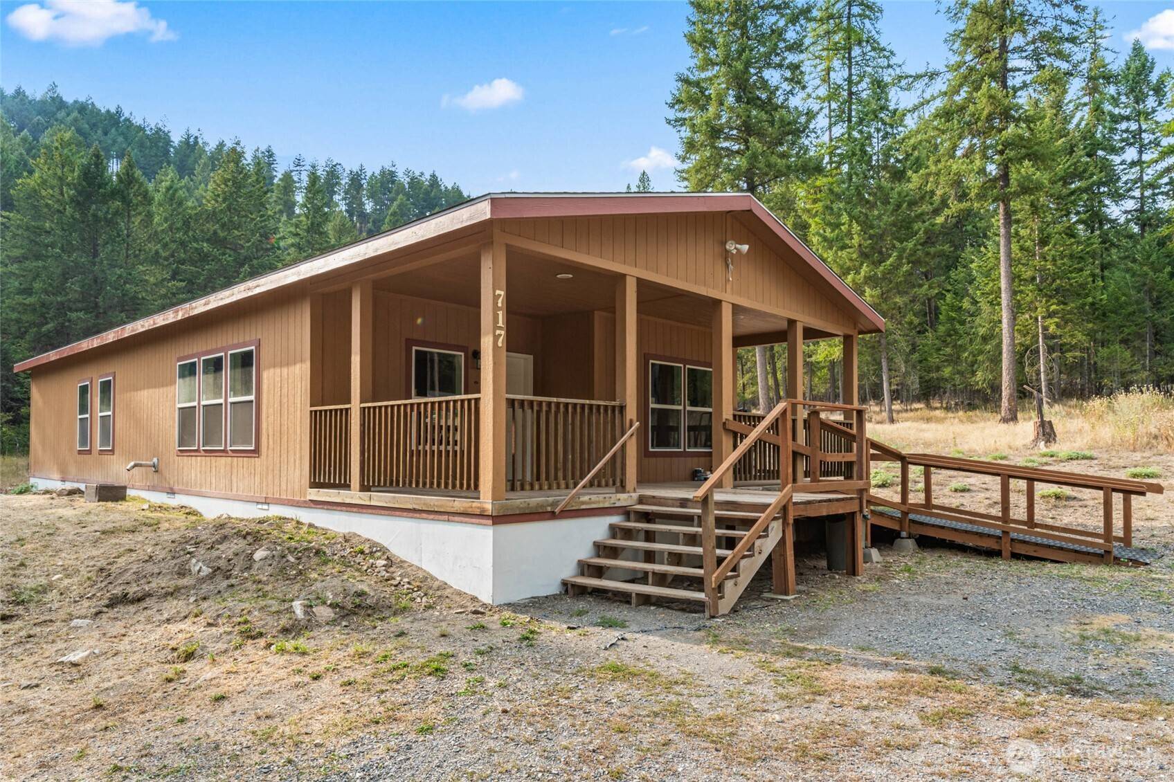 Colville, WA 99114,717 Dry Gulch RD