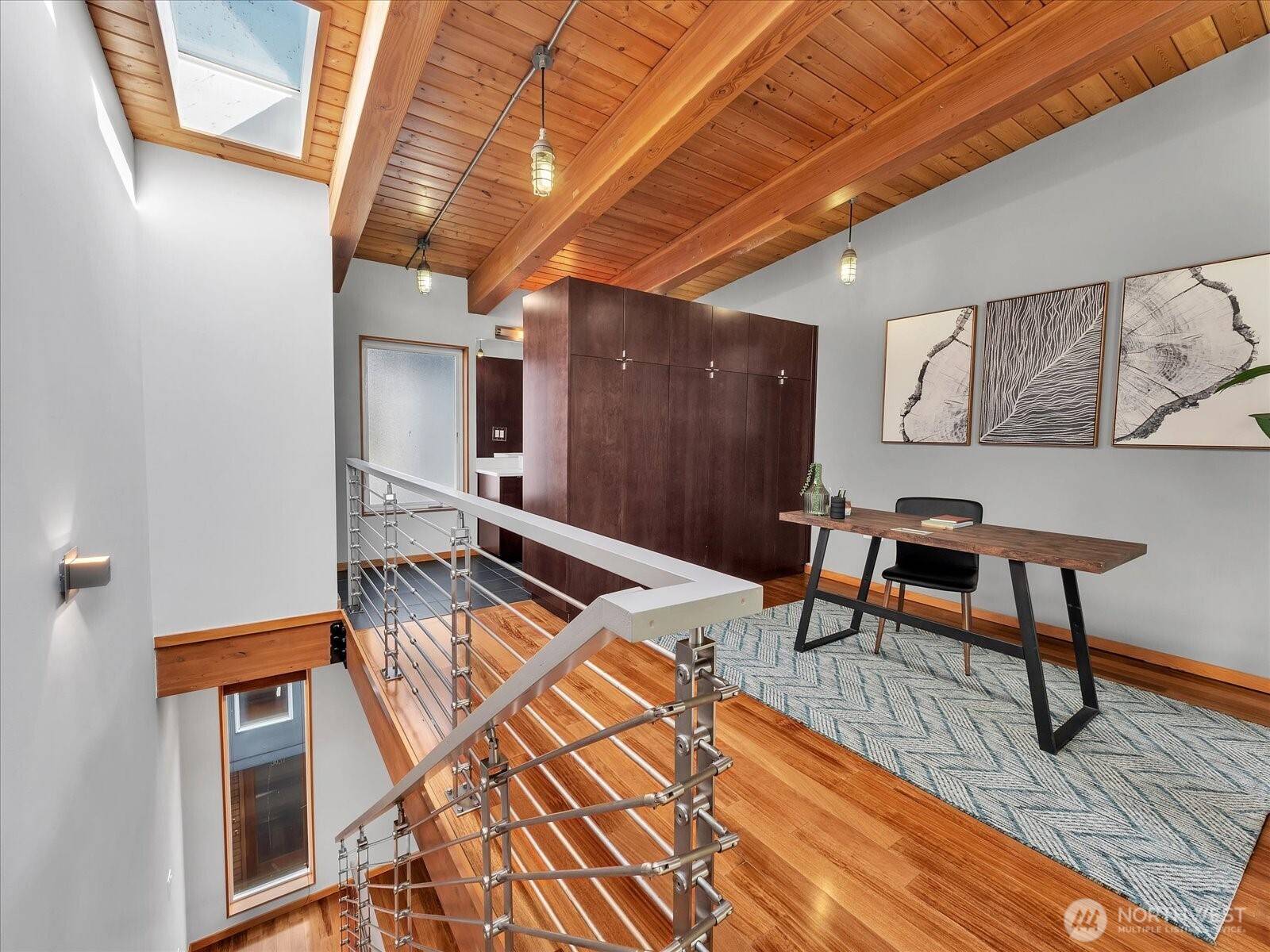 Seattle, WA 98106,9065 17th AVE SW