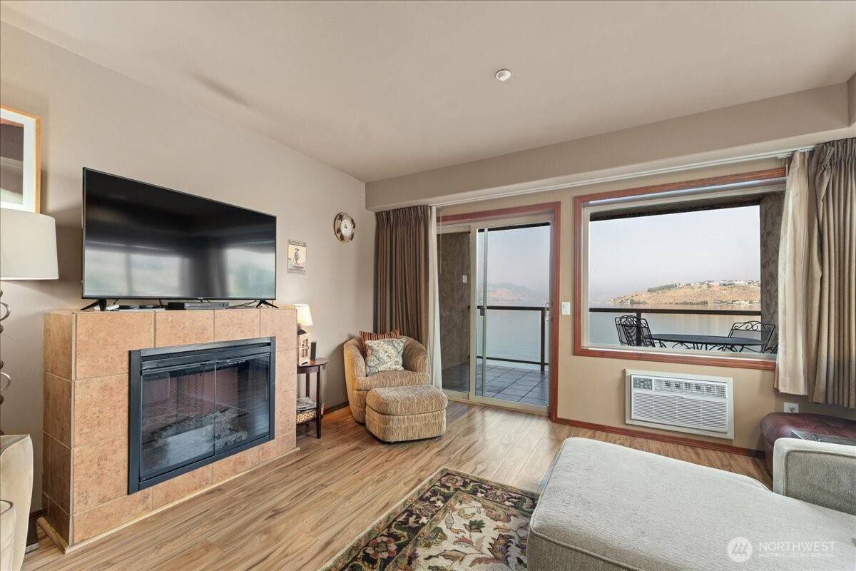 Chelan, WA 98816,322 W Woodin AVE #528