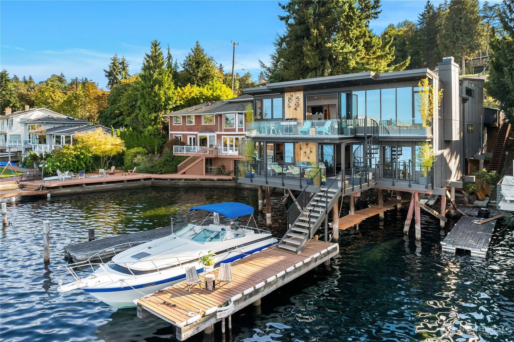 Seattle, WA 98118,9924 Rainier AVE S