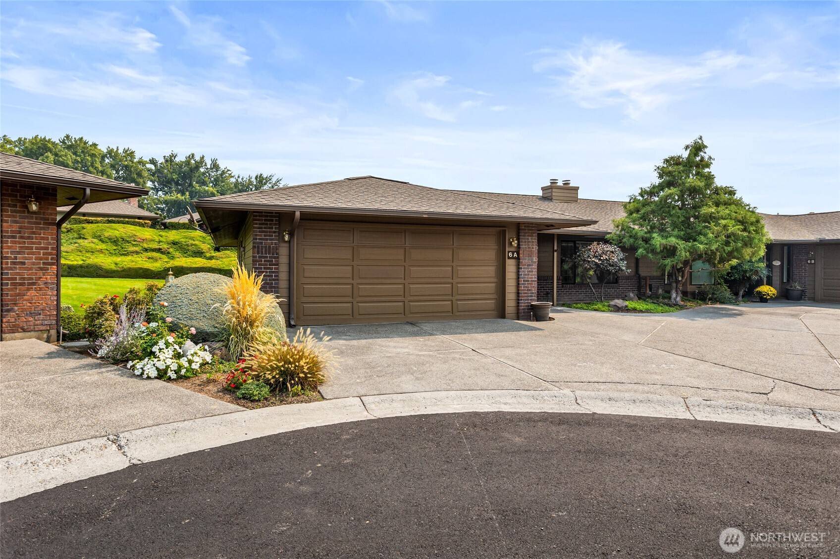 Yakima, WA 98908,101 N 48th AVE #6A
