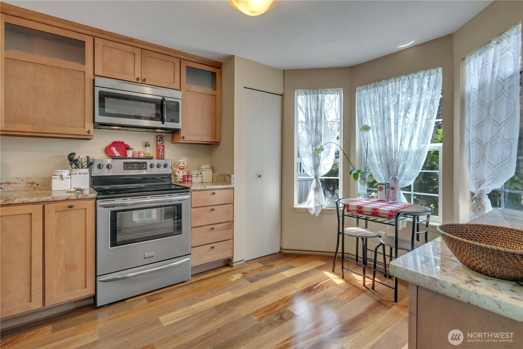 Kent, WA 98032,5912 S 238th CT #B5