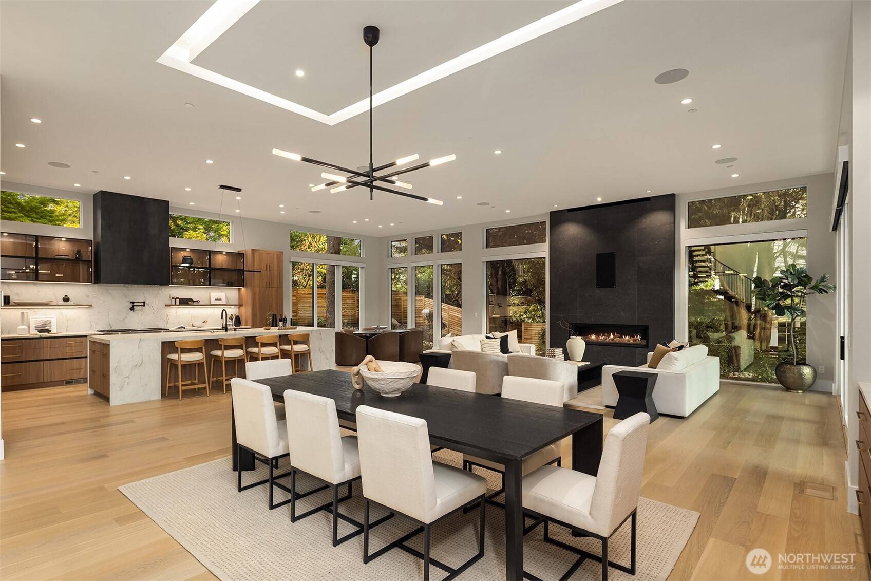 Bellevue, WA 98004,1028 89th Ave NE