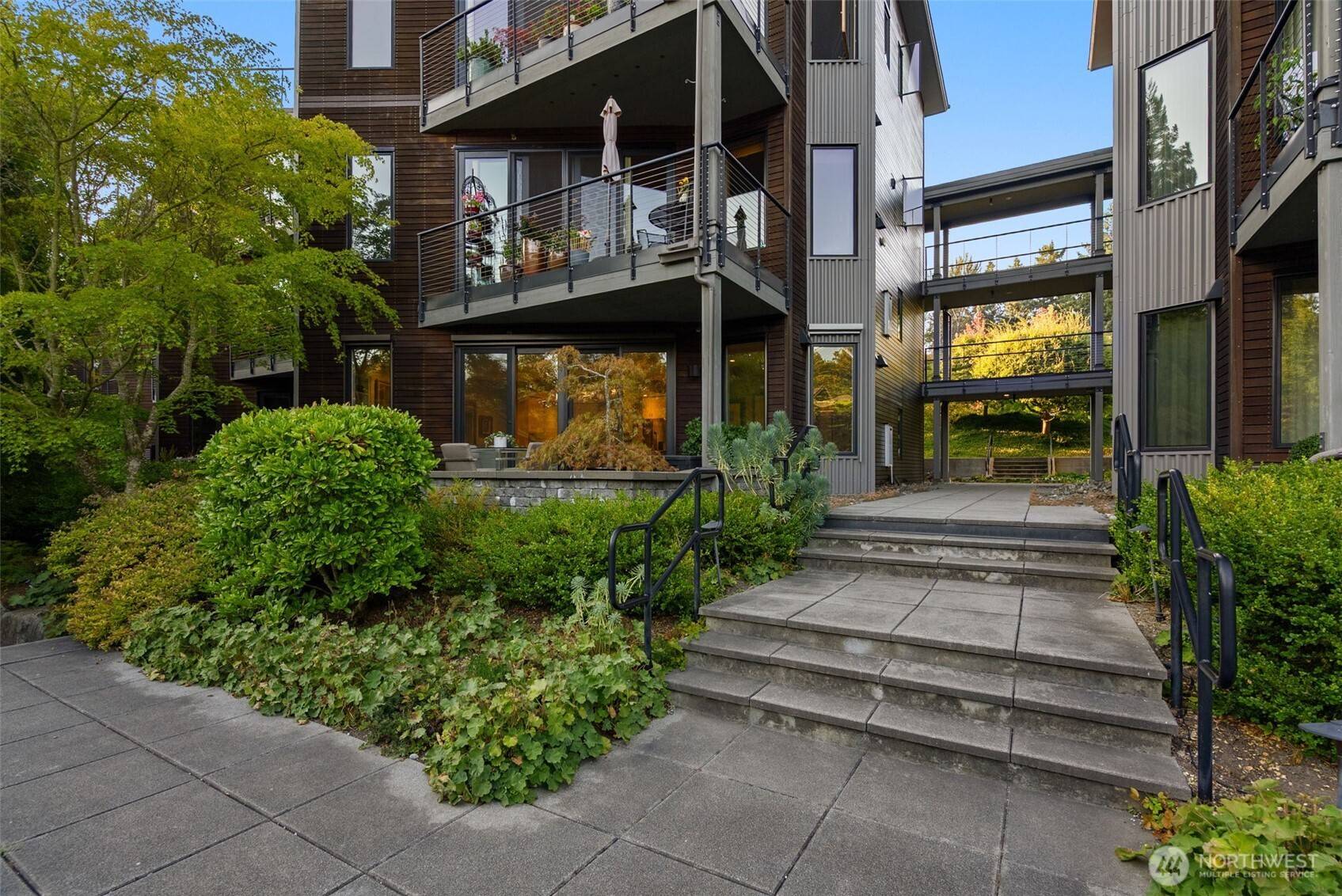 Bainbridge Island, WA 98110,610 Vineyard LN #A104