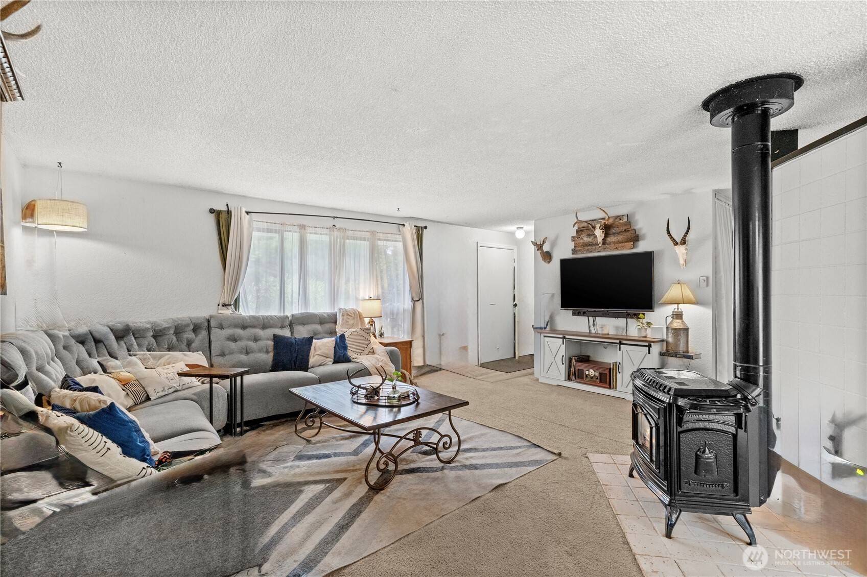 Kirkland, WA 98034,13910 123rd AVE NE