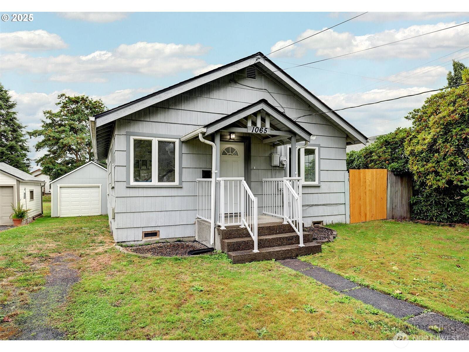 Longview, WA 98632,1065 8th AVE