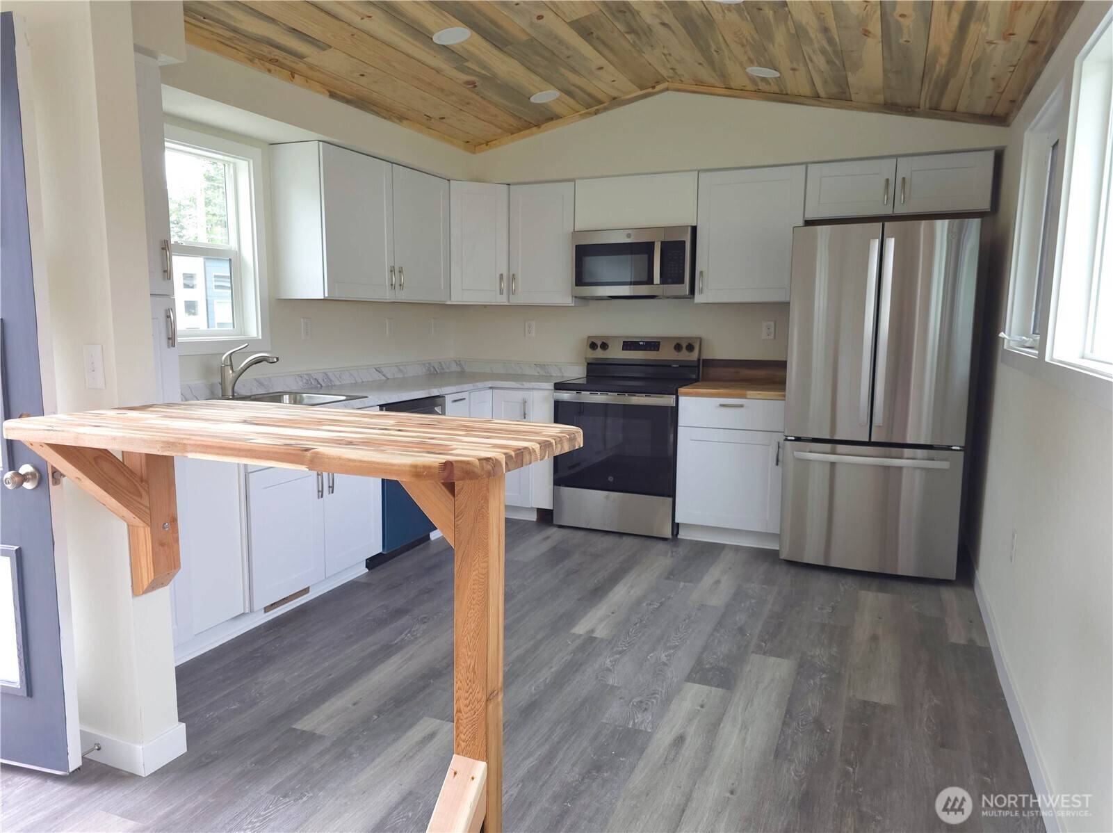 Seaview, WA 98644,1303 30th #23