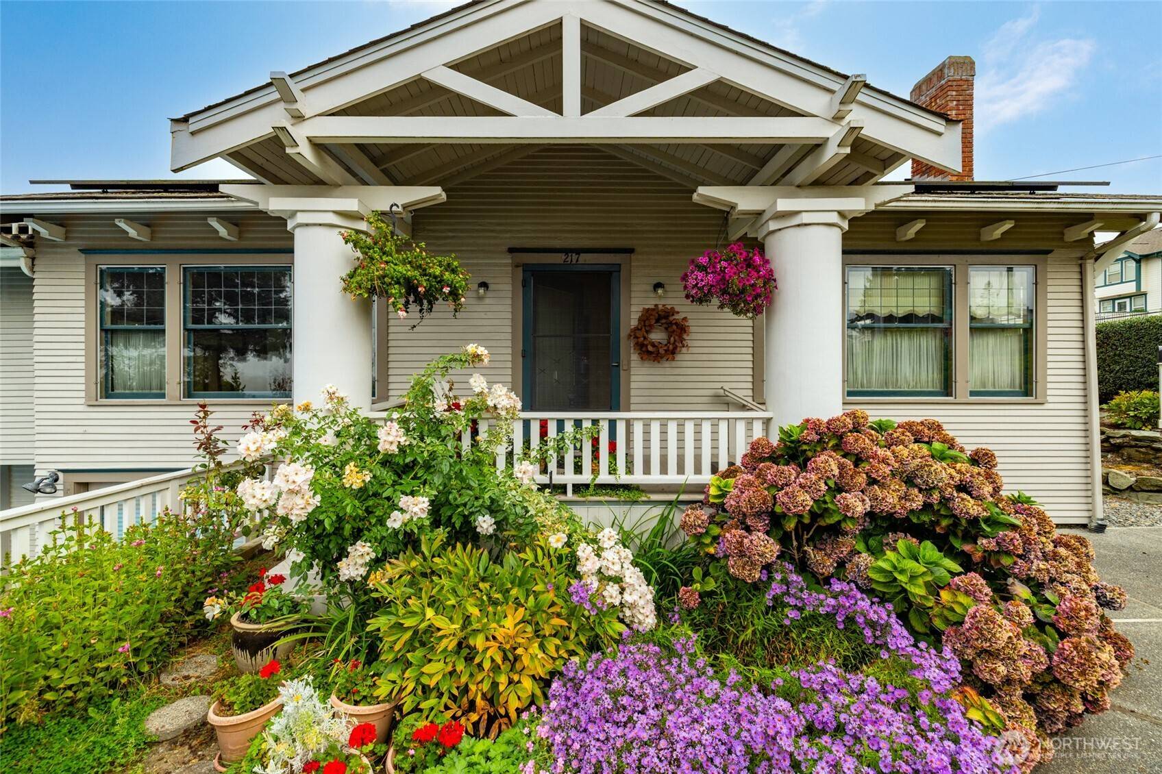 Mount Vernon, WA 98274,217 E Division ST