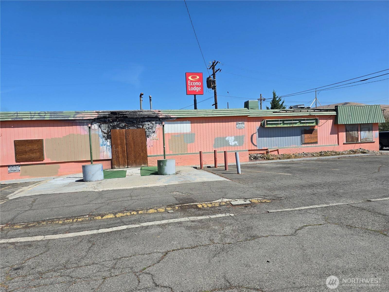 Yakima, WA 98901,1026 N 1st ST