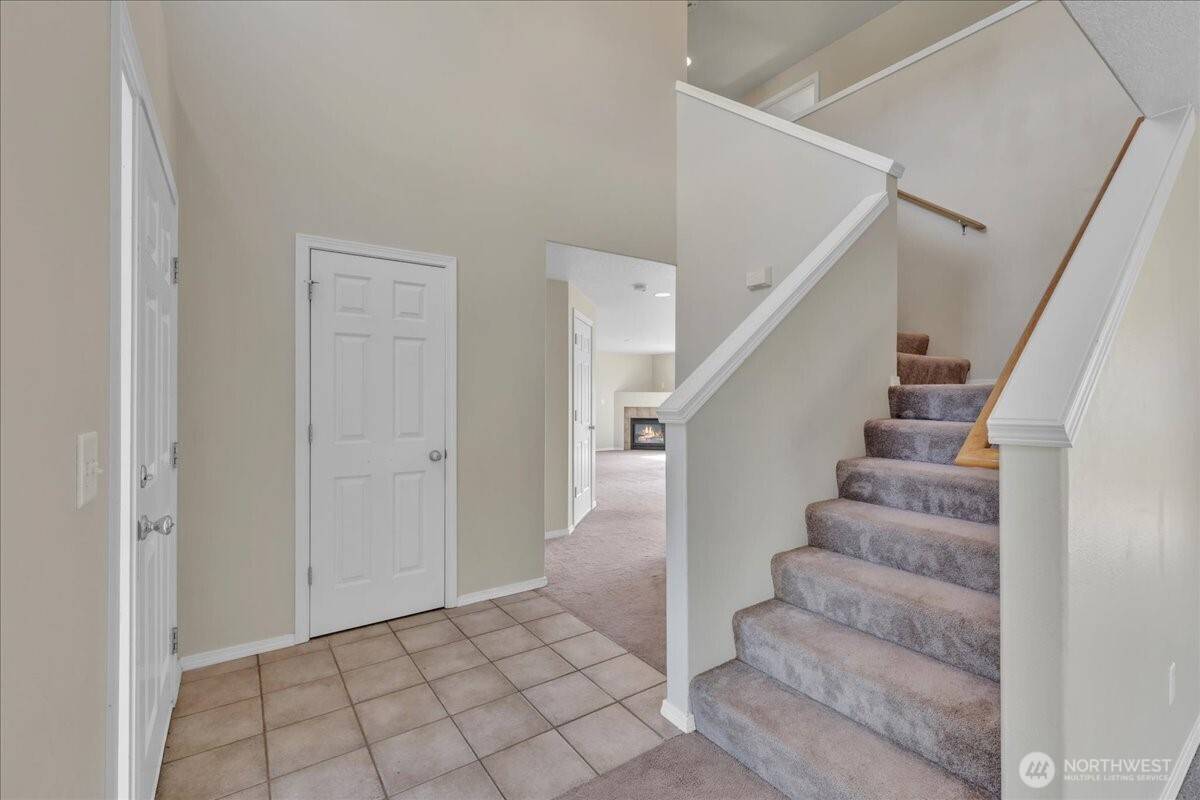 Lacey, WA 98516,7105 33rd AVE NE