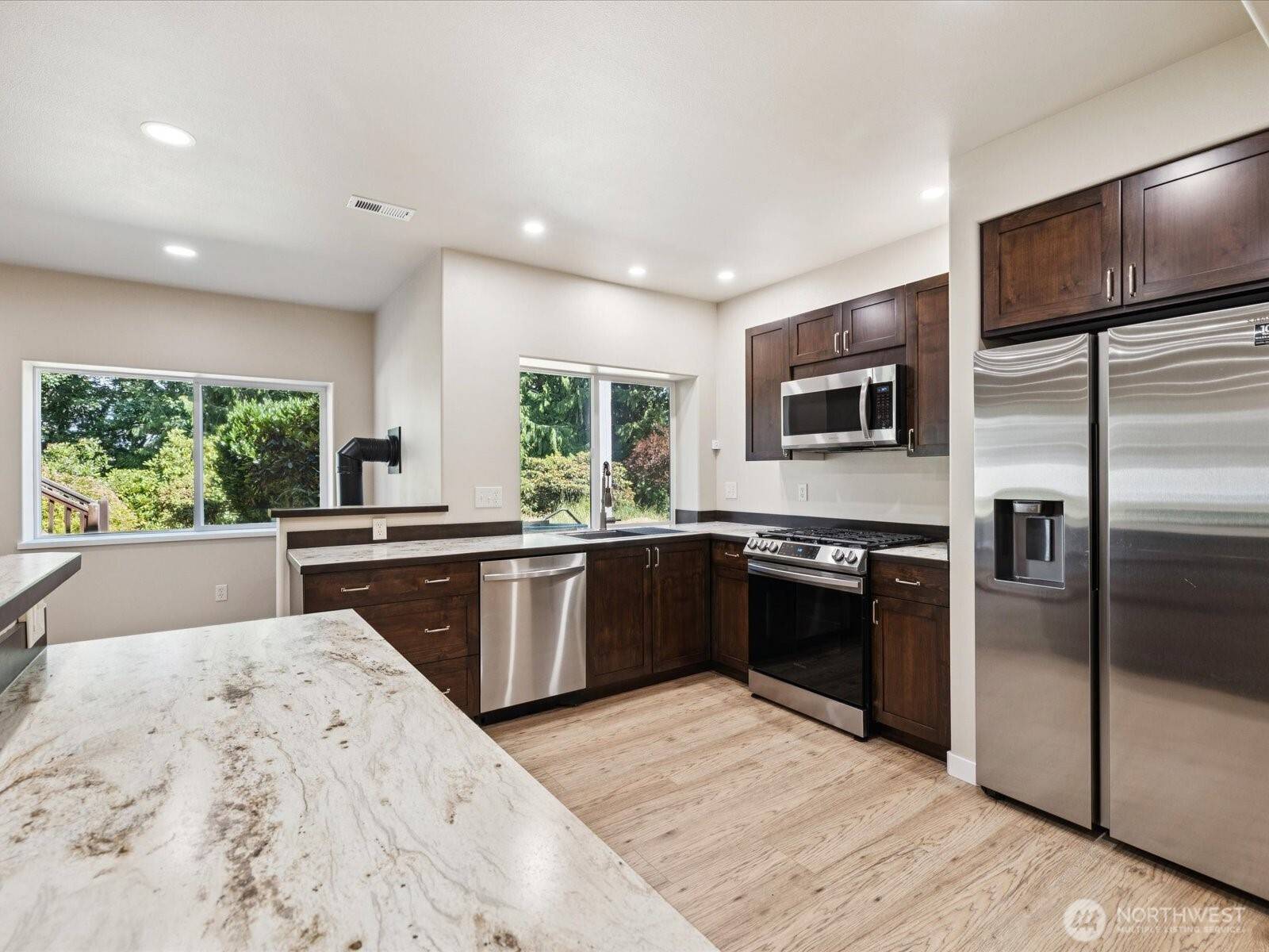 Lake Stevens, WA 98258,2803 121st AVE SE