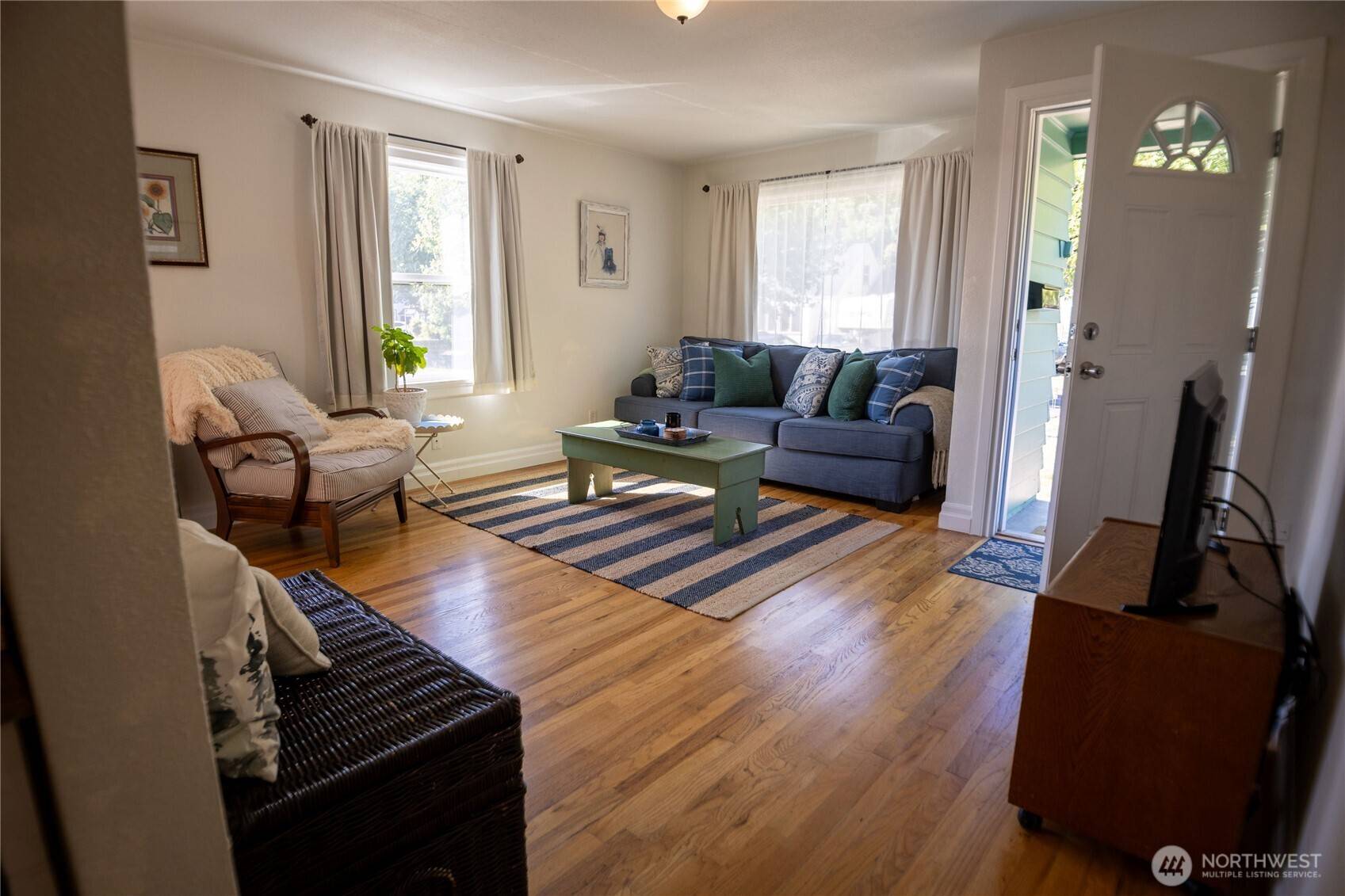 Longview, WA 98632,556 25th AVE