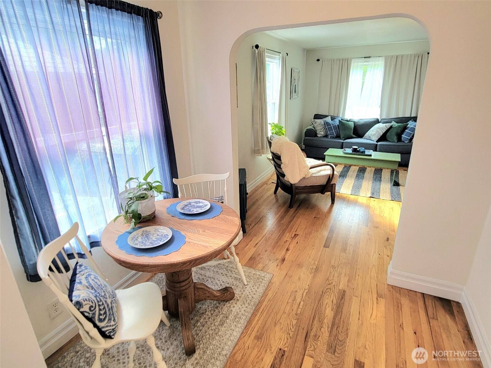 Longview, WA 98632,556 25th AVE