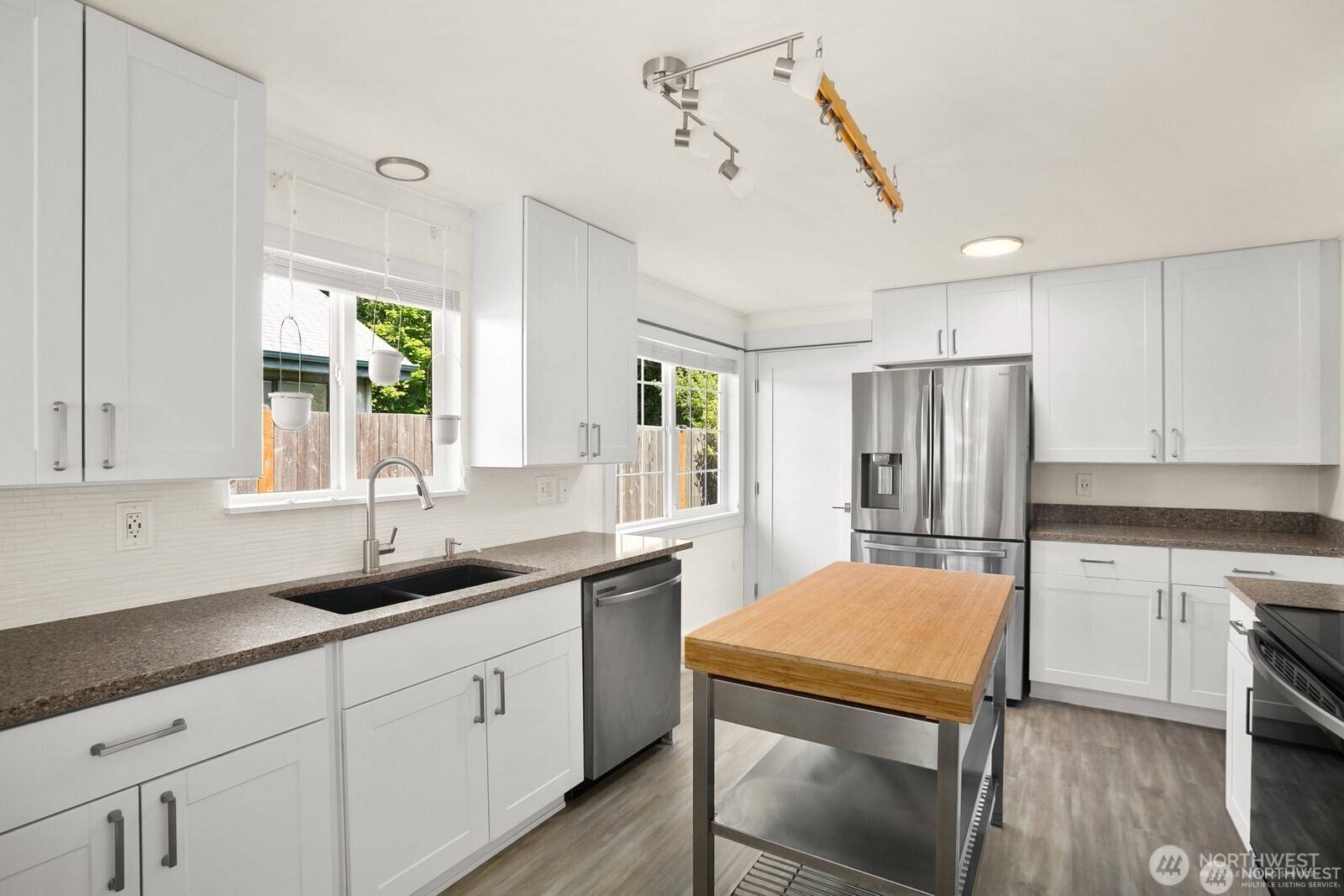 Seattle, WA 98106,8826 10th AVE SW