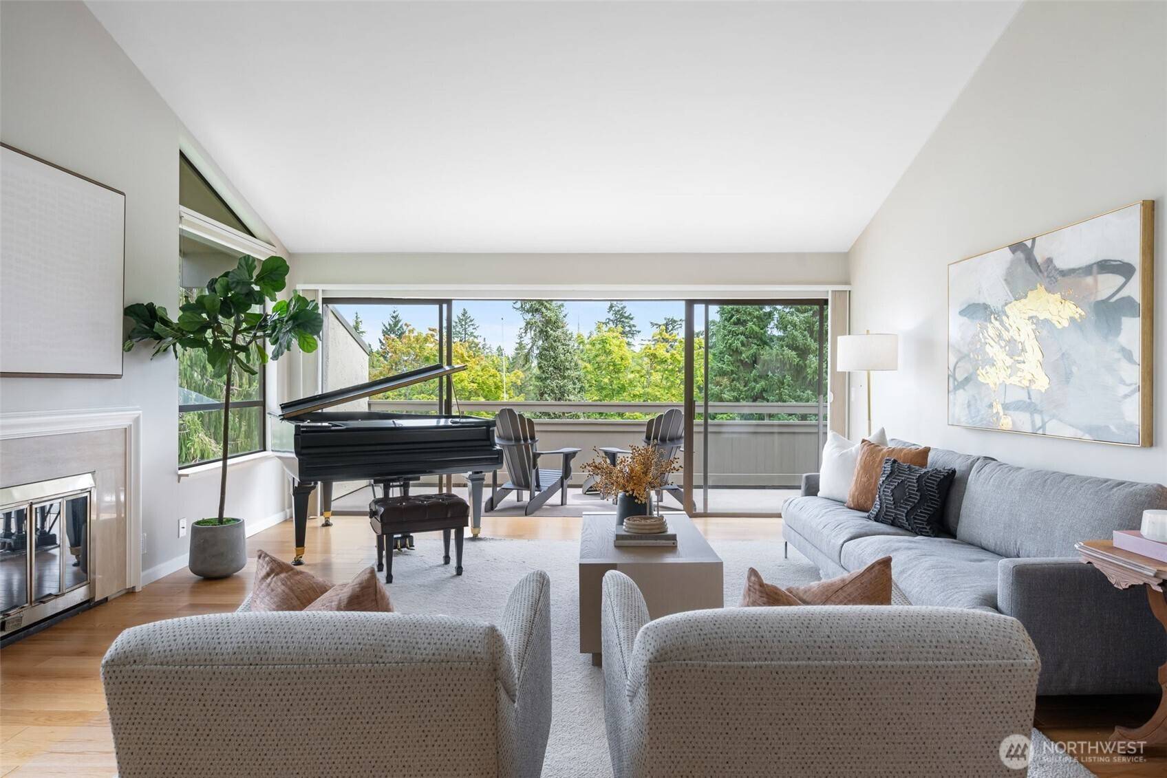 Seattle, WA 98115,6570 Park Point WAY NE