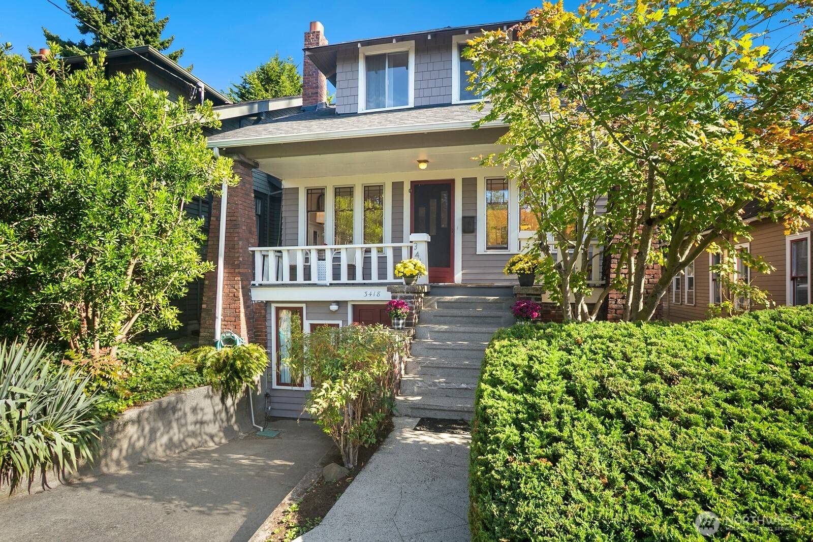 Seattle, WA 98103,3418 Densmore AVE N