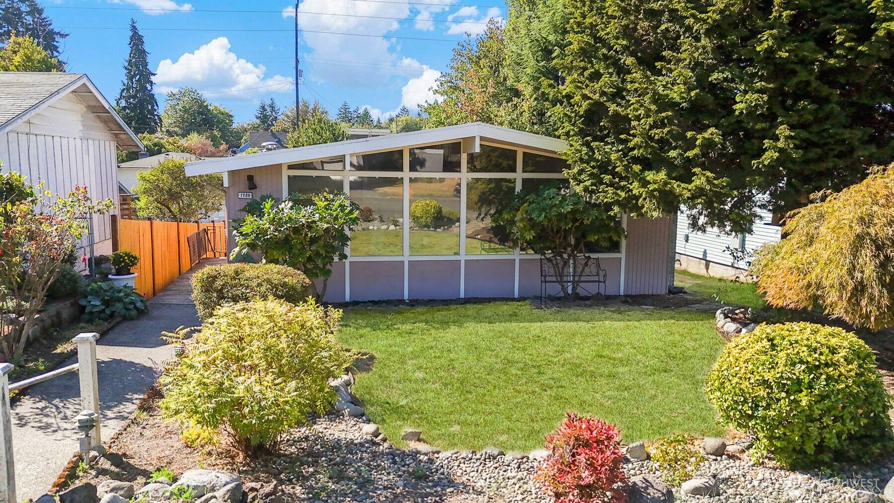 Tacoma, WA 98405,1720 S Durango ST
