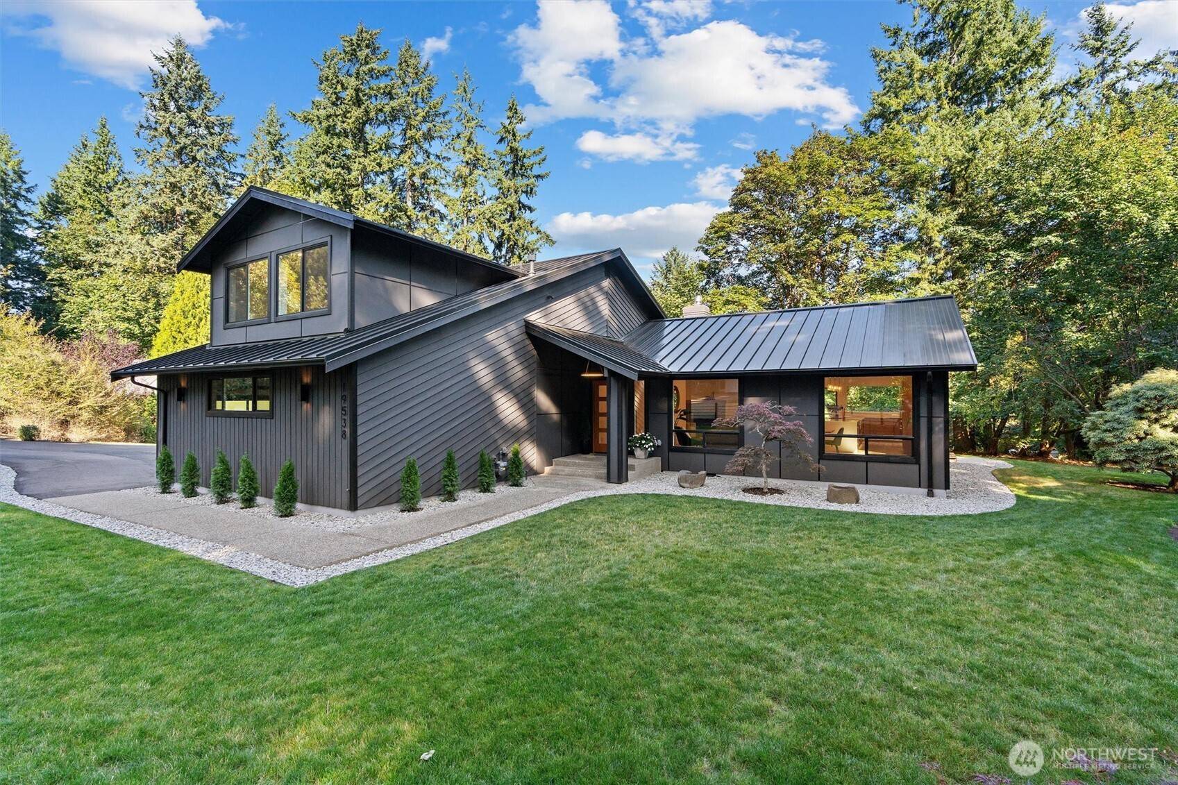 Woodinville, WA 98072,19538 158th PL NE