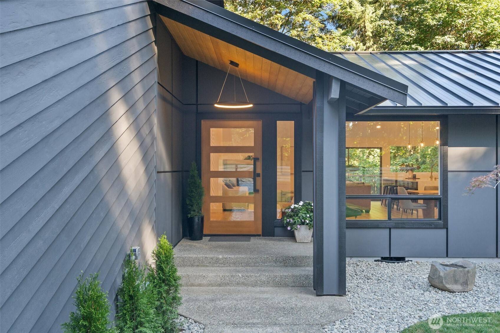 Woodinville, WA 98072,19538 158th PL NE