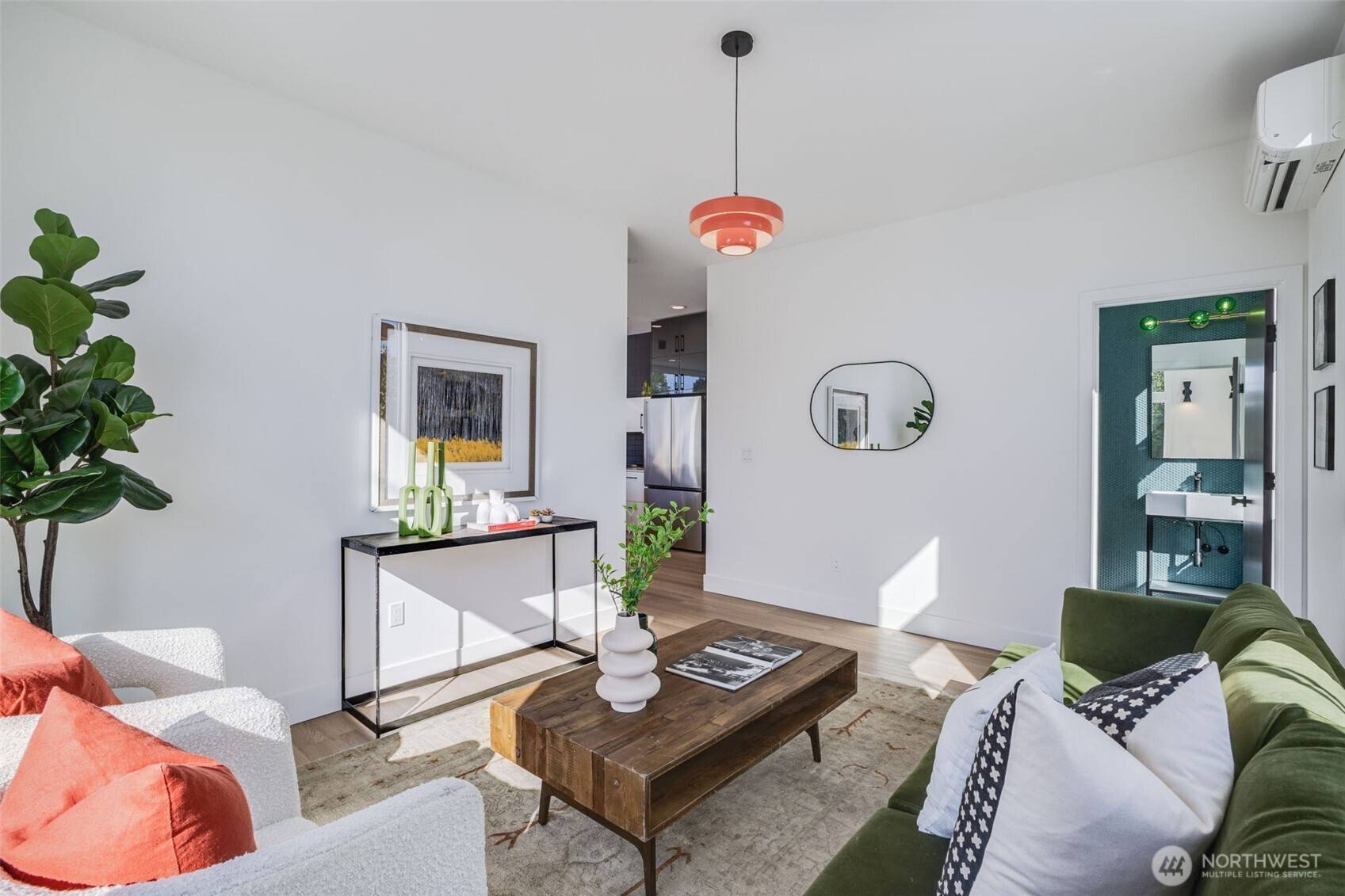 Seattle, WA 98118,6356 47th AVE S