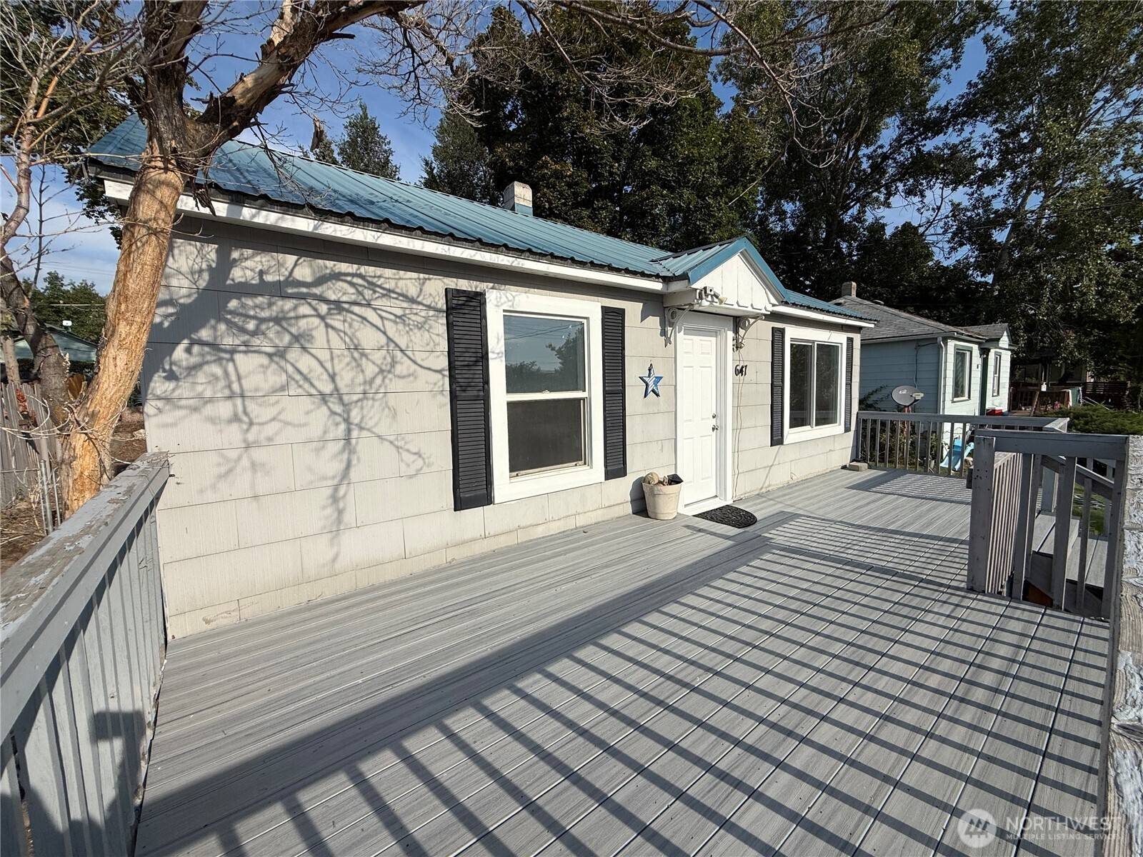 Okanogan, WA 98840,647 3rd AVE N