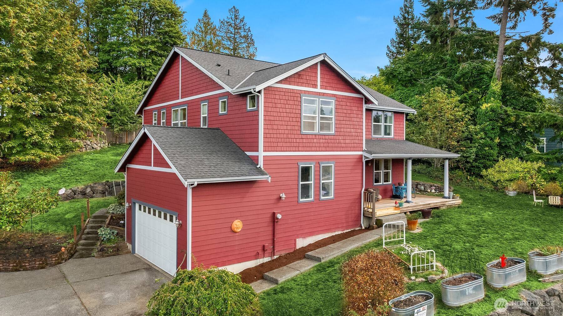 Bainbridge Island, WA 98110,2372 Douglas DR NE