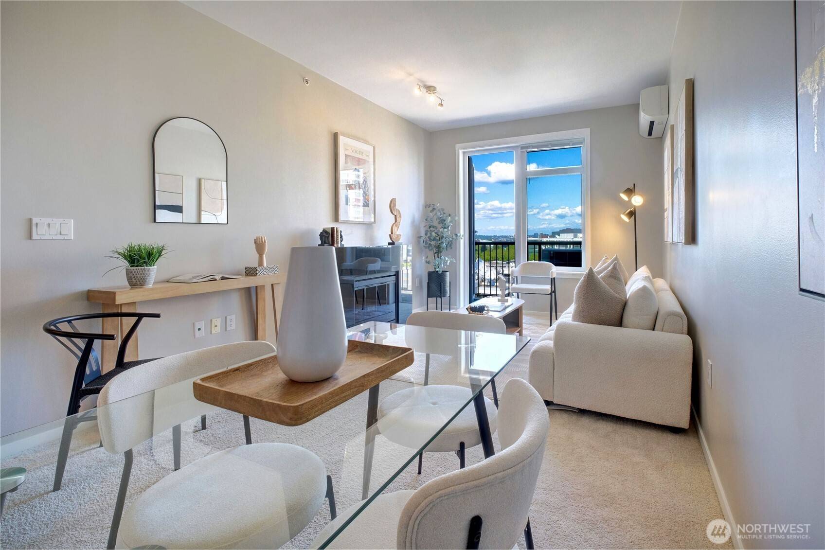 Seattle, WA 98121,2721 1st AVE #PH06