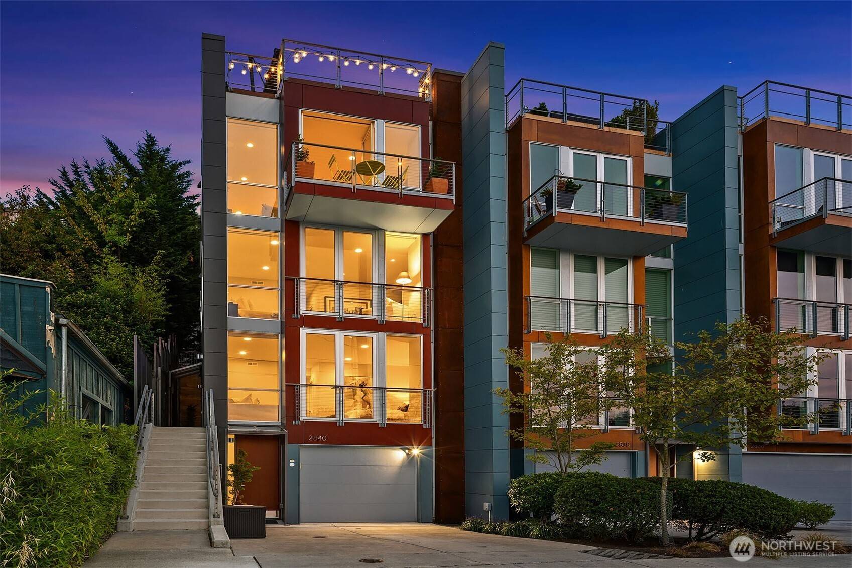Seattle, WA 98102,2840 Fairview AVE E