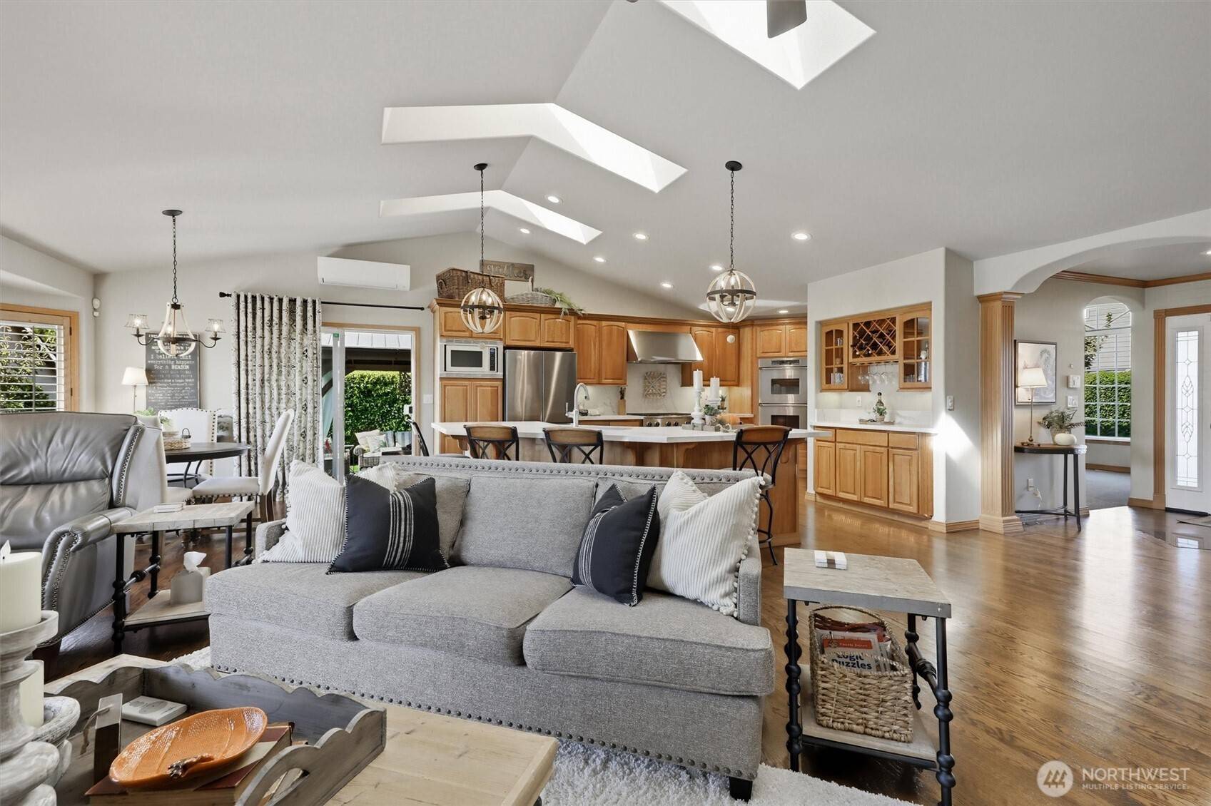 Bothell, WA 98012,20615 39th AVE SE