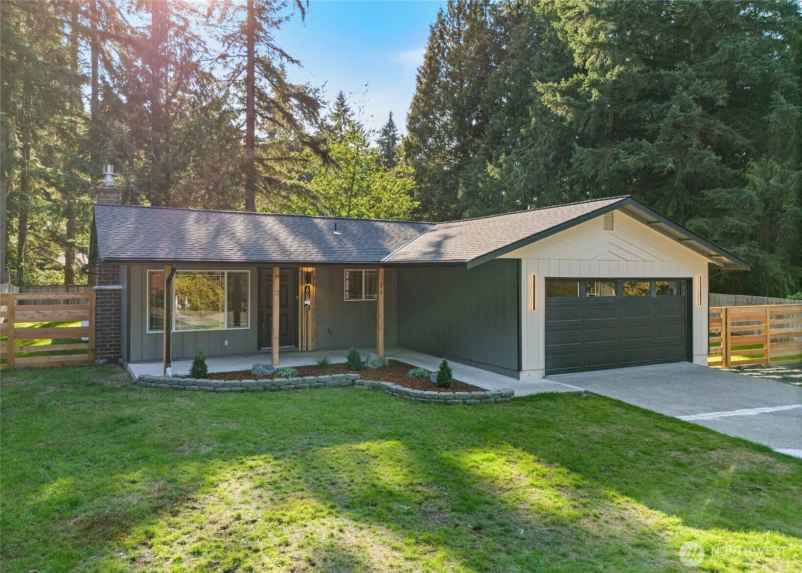 Port Orchard, WA 98367,6814 SE Darla LN