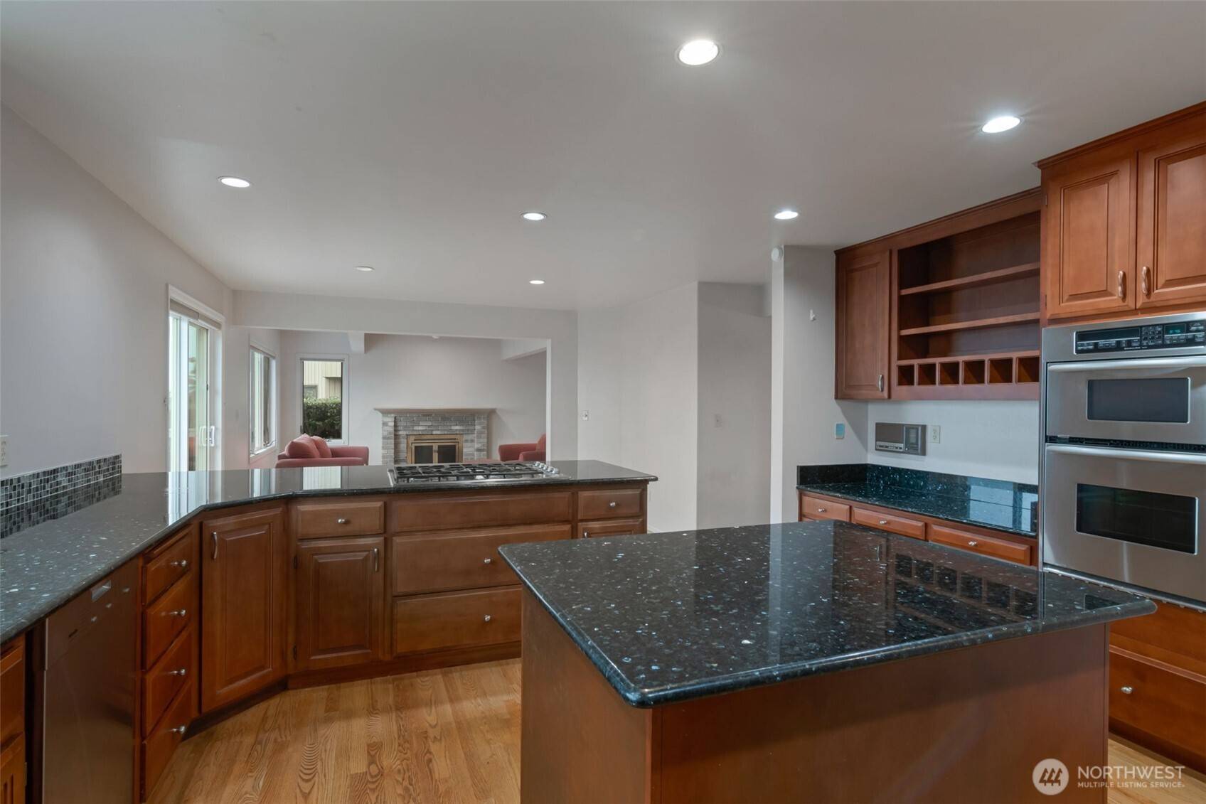 Sammamish, WA 98075,4131 205th AVE SE