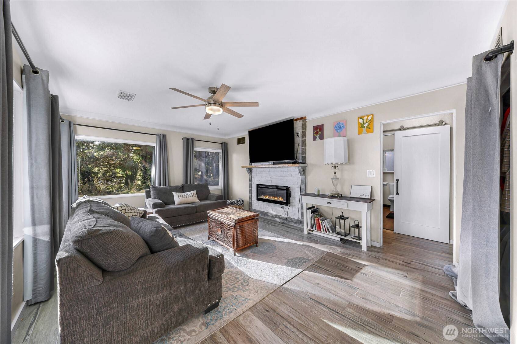 Blaine, WA 98230,1428 Peace Portal DR