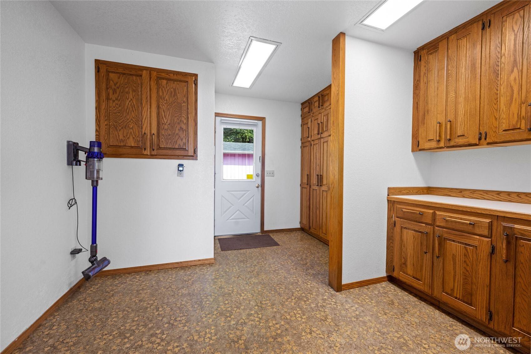 Ilwaco, WA 98624,193 Robert Gray DR SW