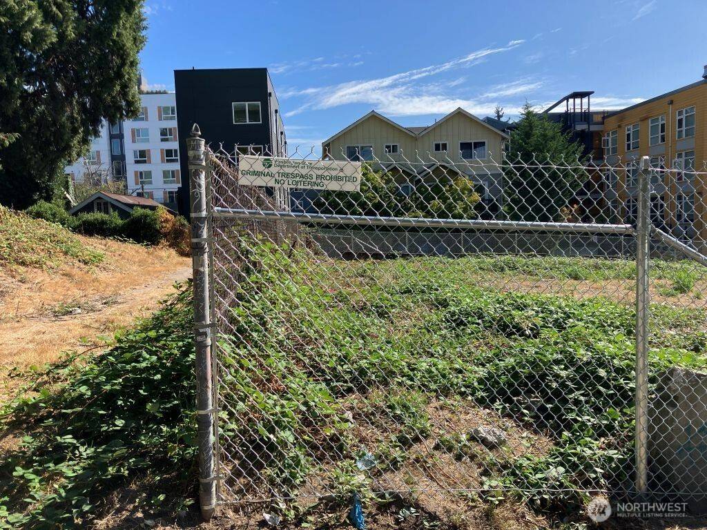 Seattle, WA 98105,4048 Pasadena PL NE