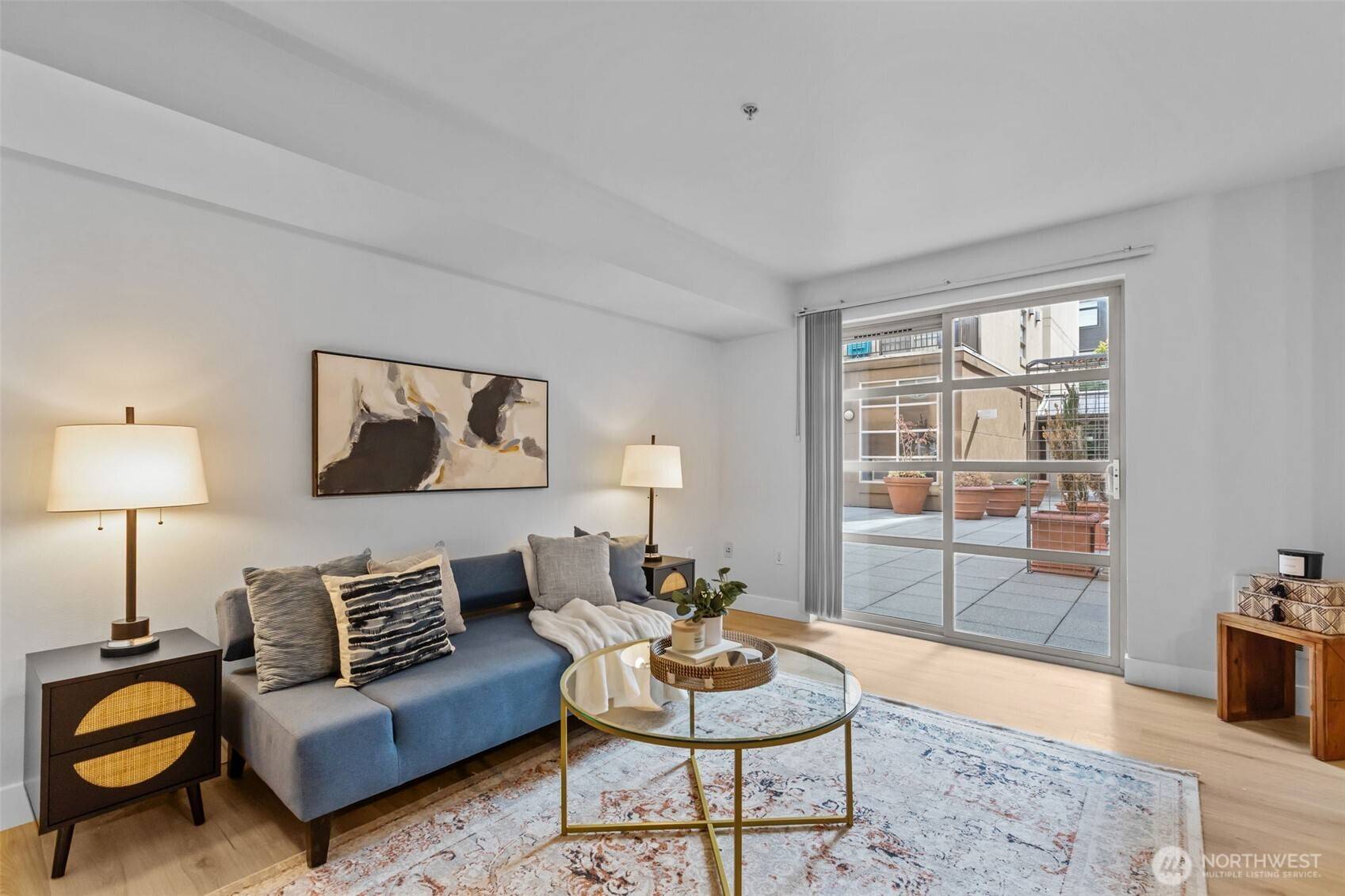 Bellevue, WA 98004,118 107th AVE NE #B101