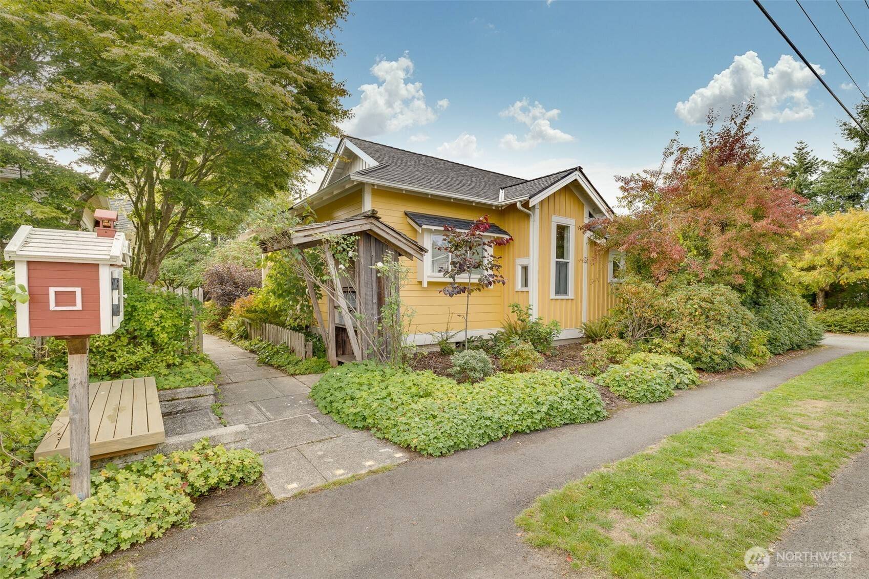 Langley, WA 98260,300 Cottage LN #300