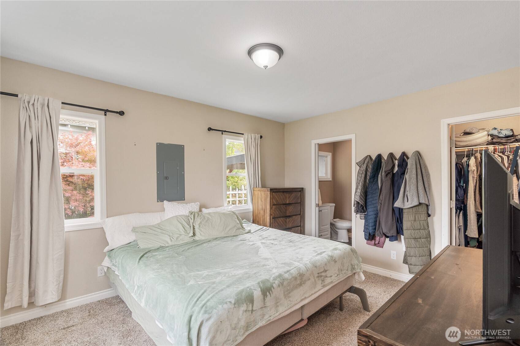 Hoquiam, WA 98550,513 2nd ST