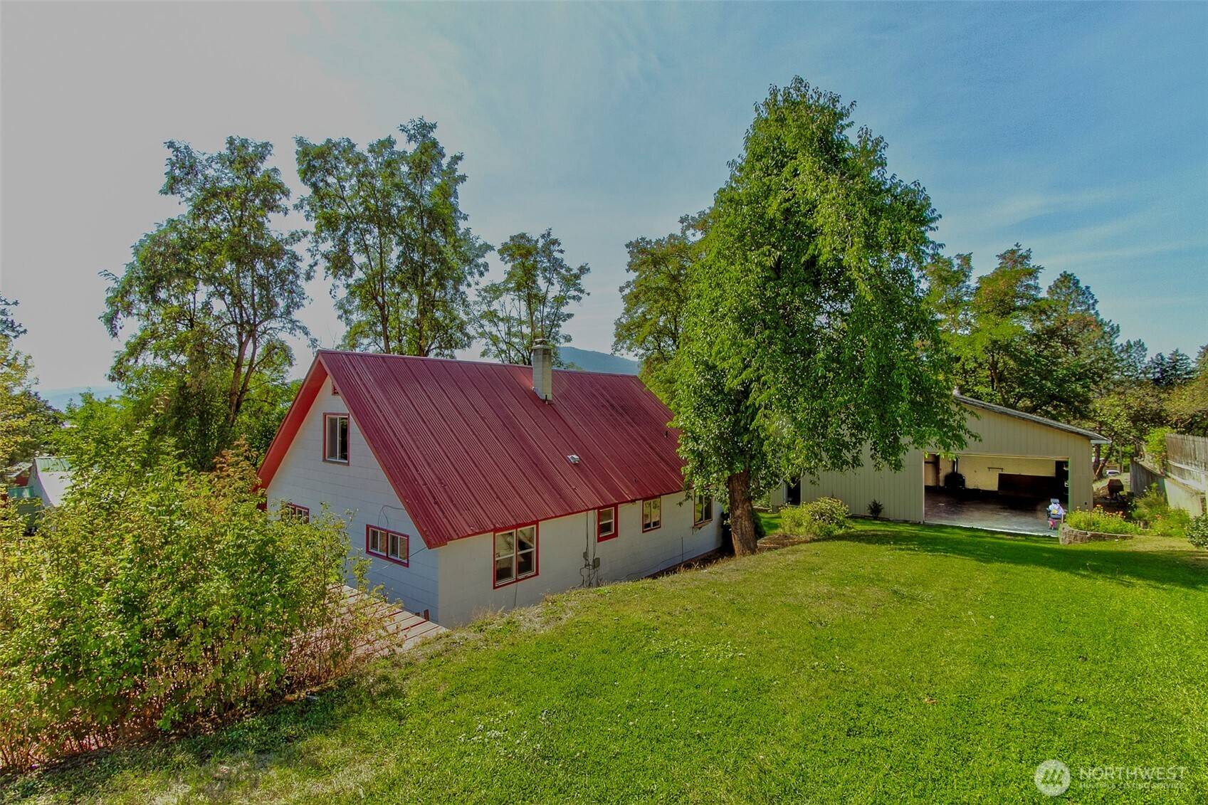 Colville, WA 99114,159 E 10th AVE