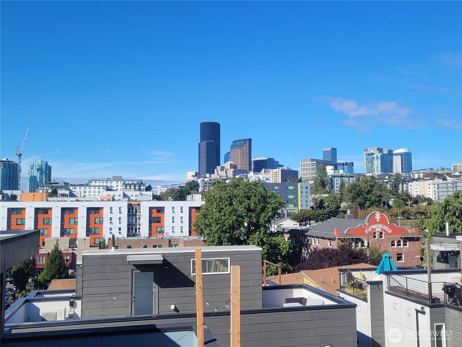 Seattle, WA 98122,121 15th AVE #A