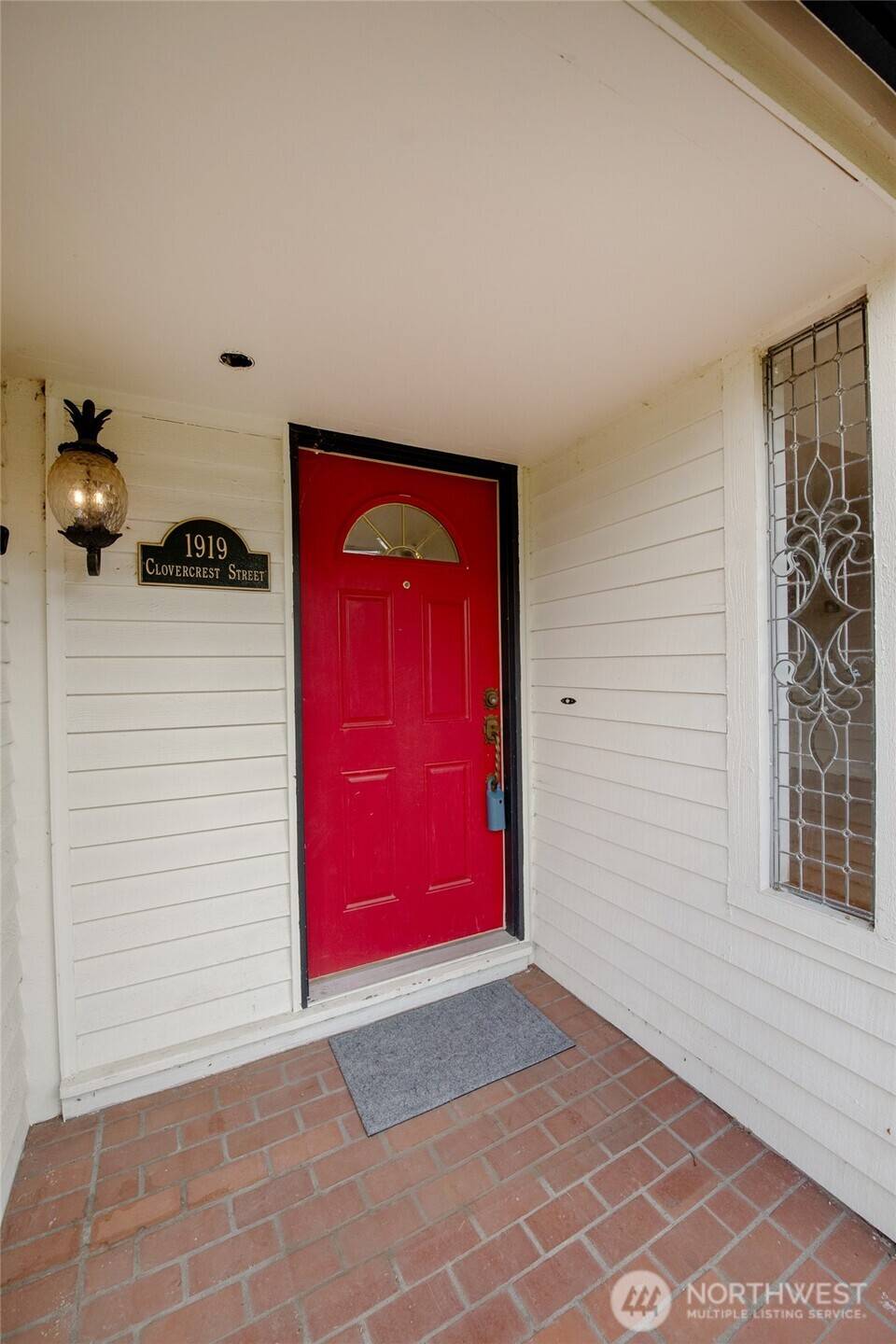 Enumclaw, WA 98022,1919 Clovercrest ST