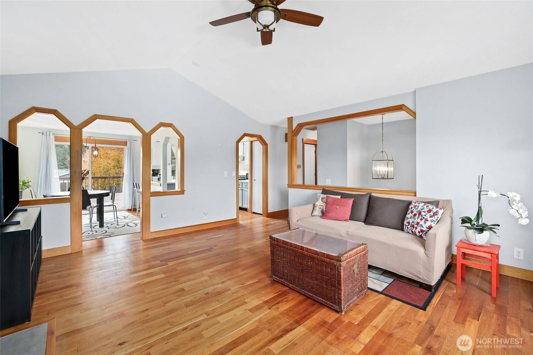 Port Orchard, WA 98366,7270 E Raintree LN