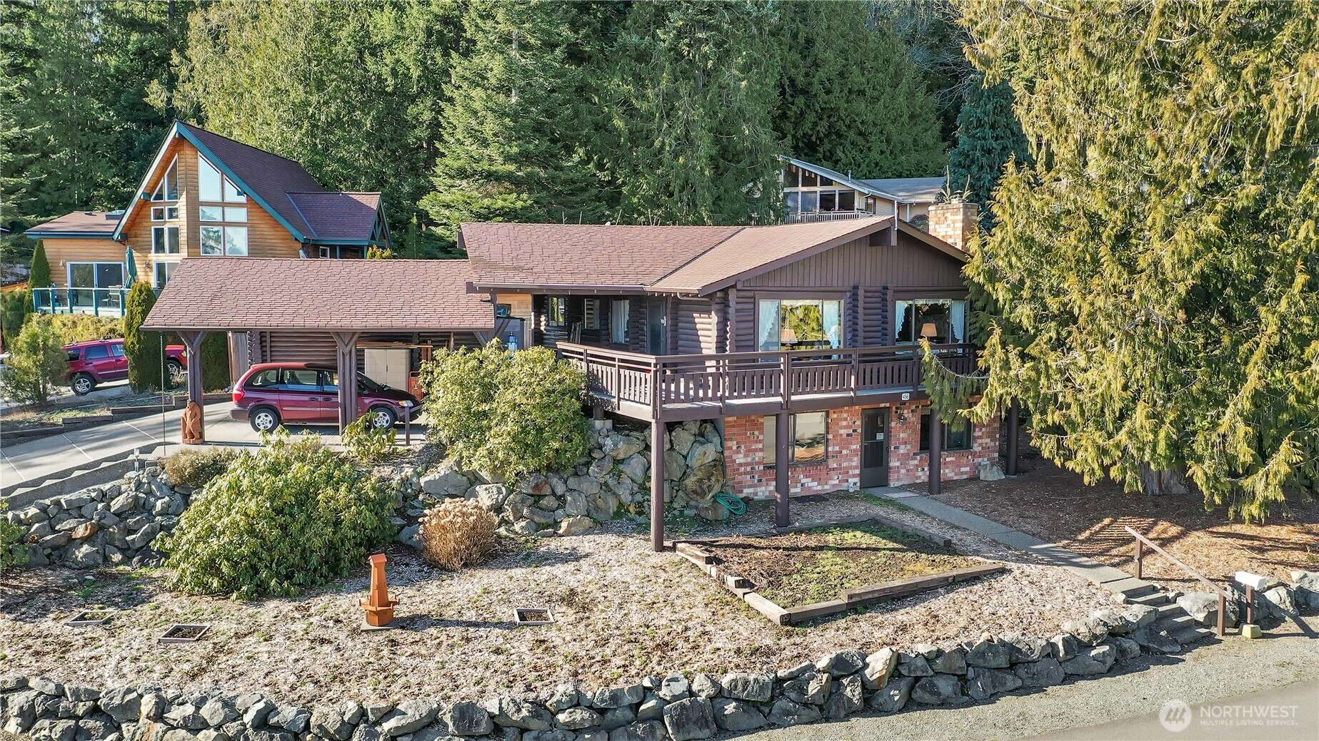 La Conner, WA 98257,458 Klickitat DR