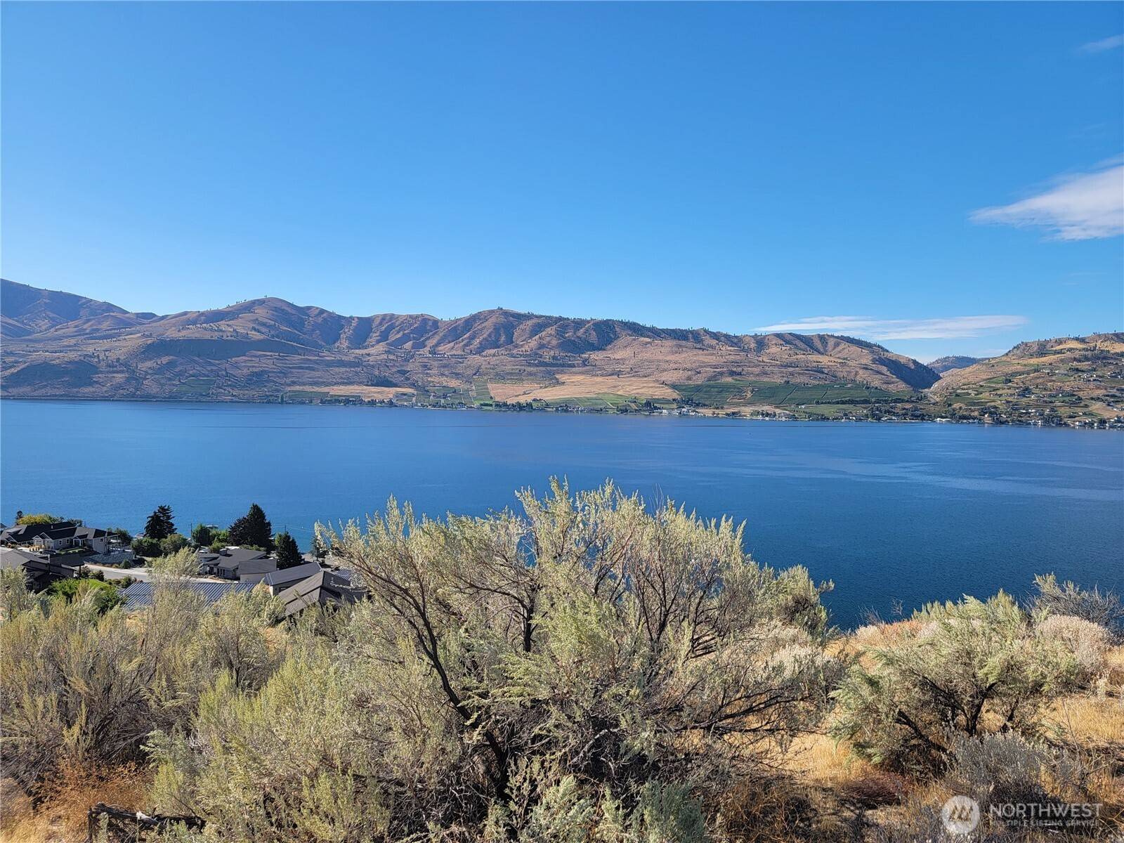 Chelan, WA 98816,211 Viewland WAY