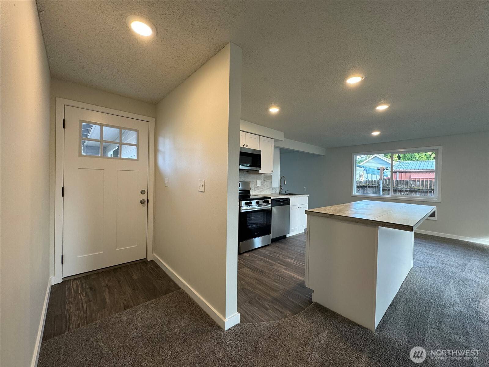 Longview, WA 98632,3337 Pine ST
