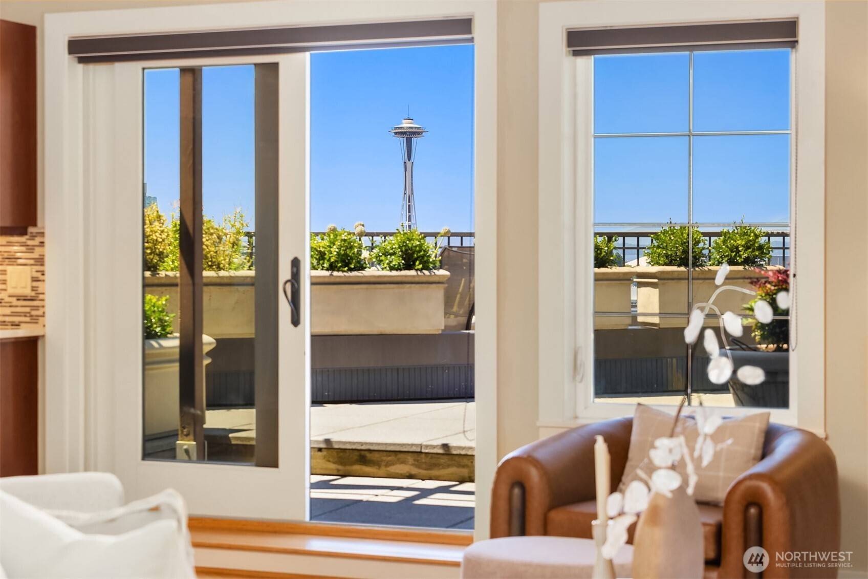 Seattle, WA 98102,745 Bellevue AVE E #305